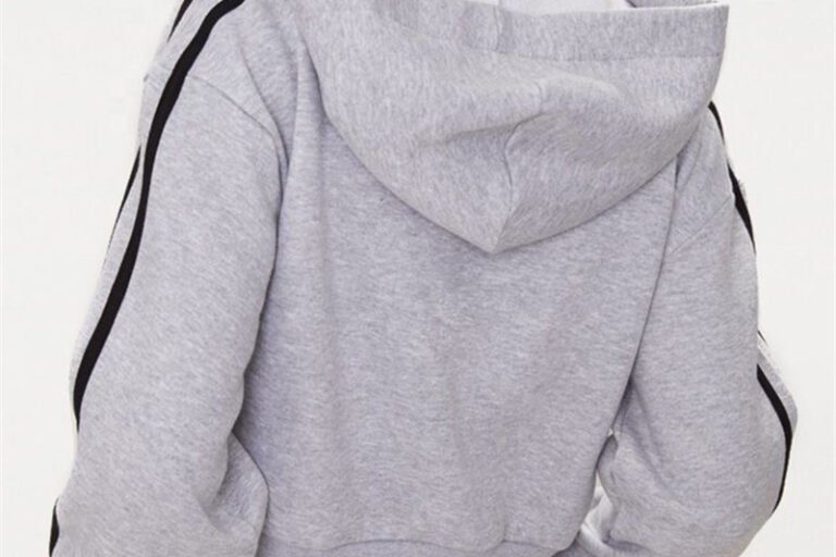 High quality women crop sport embroidery hoodie (1)