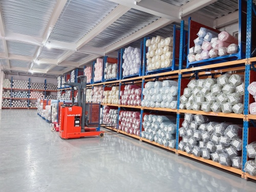 Knitted Fabric and Material Warehouse